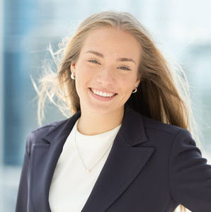 Meet your Posher, Olivia